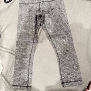 Lululemon Cropped Gray Leggings